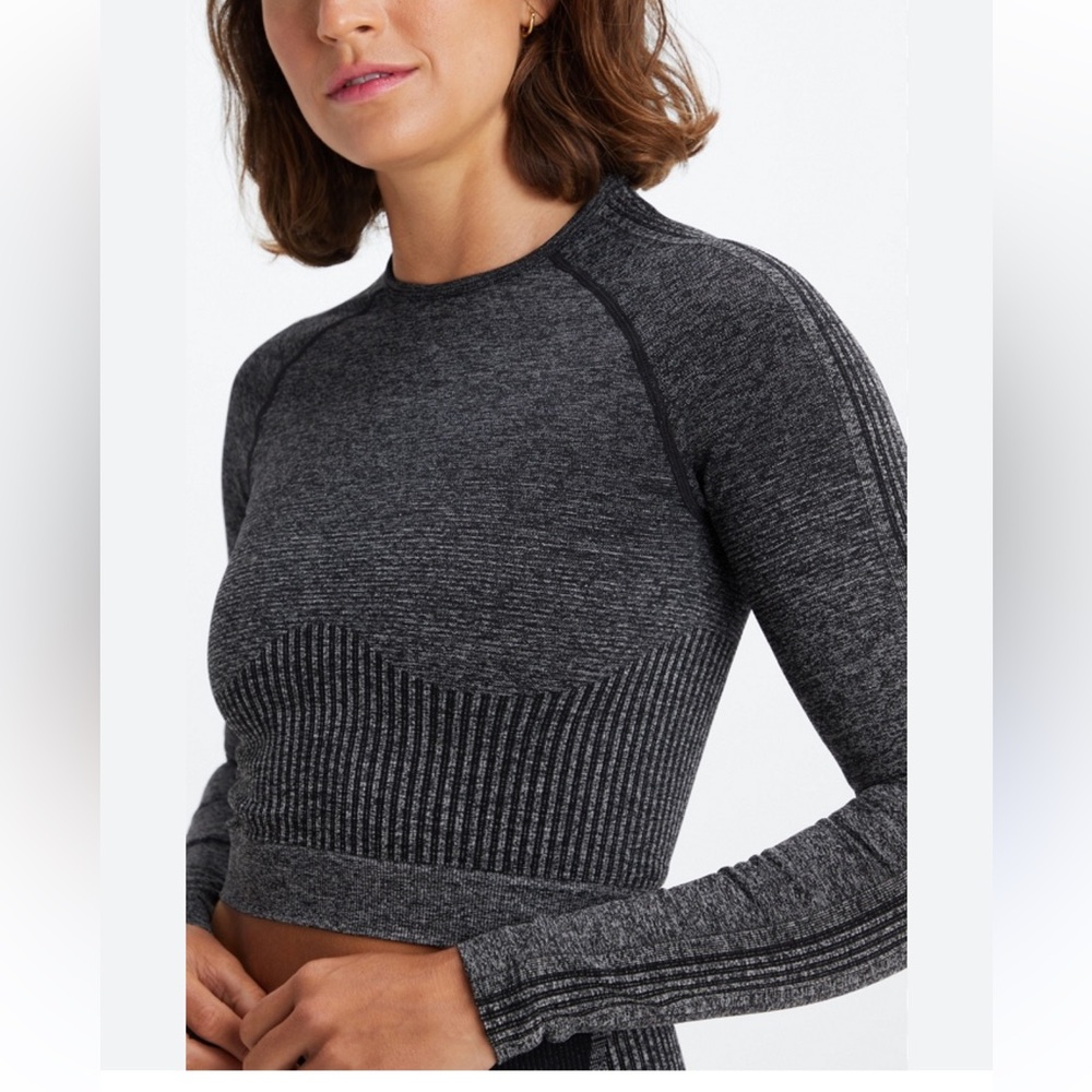 Fabletics, NWT, Cropped Workout Top